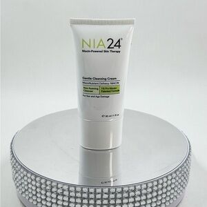 NIA24 Gentle Cleansing Cream -1.0 fl Oz sealed